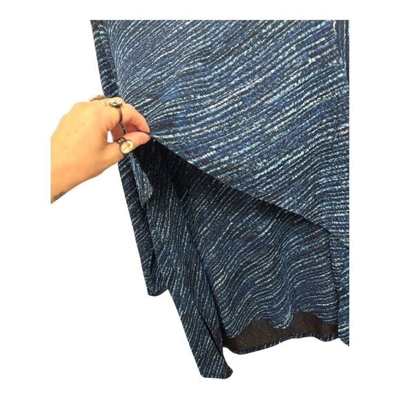 Catherines Blue Striped Asymmetrical Boho Tunic Top 1X Flowy Draped Plus Size - Picture 3 of 5